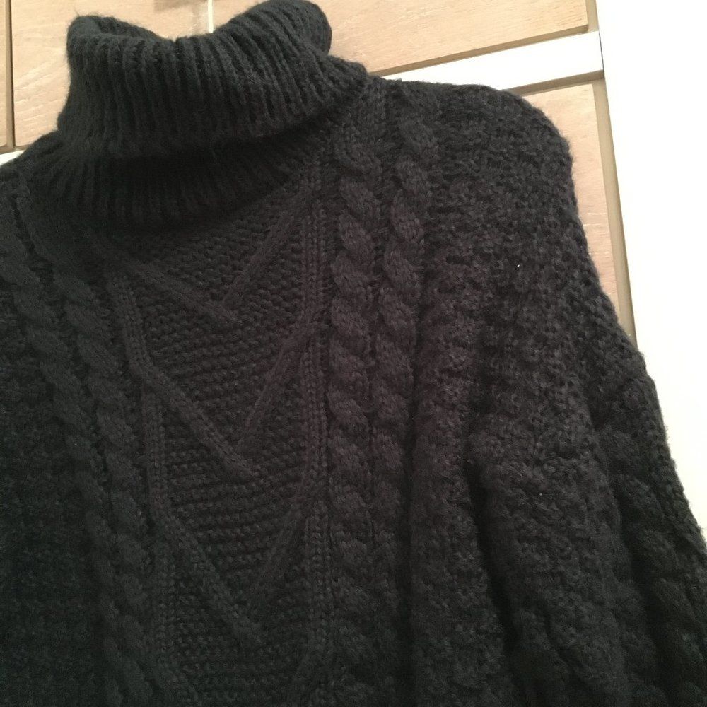 Chunky Knit Green Turtleneck